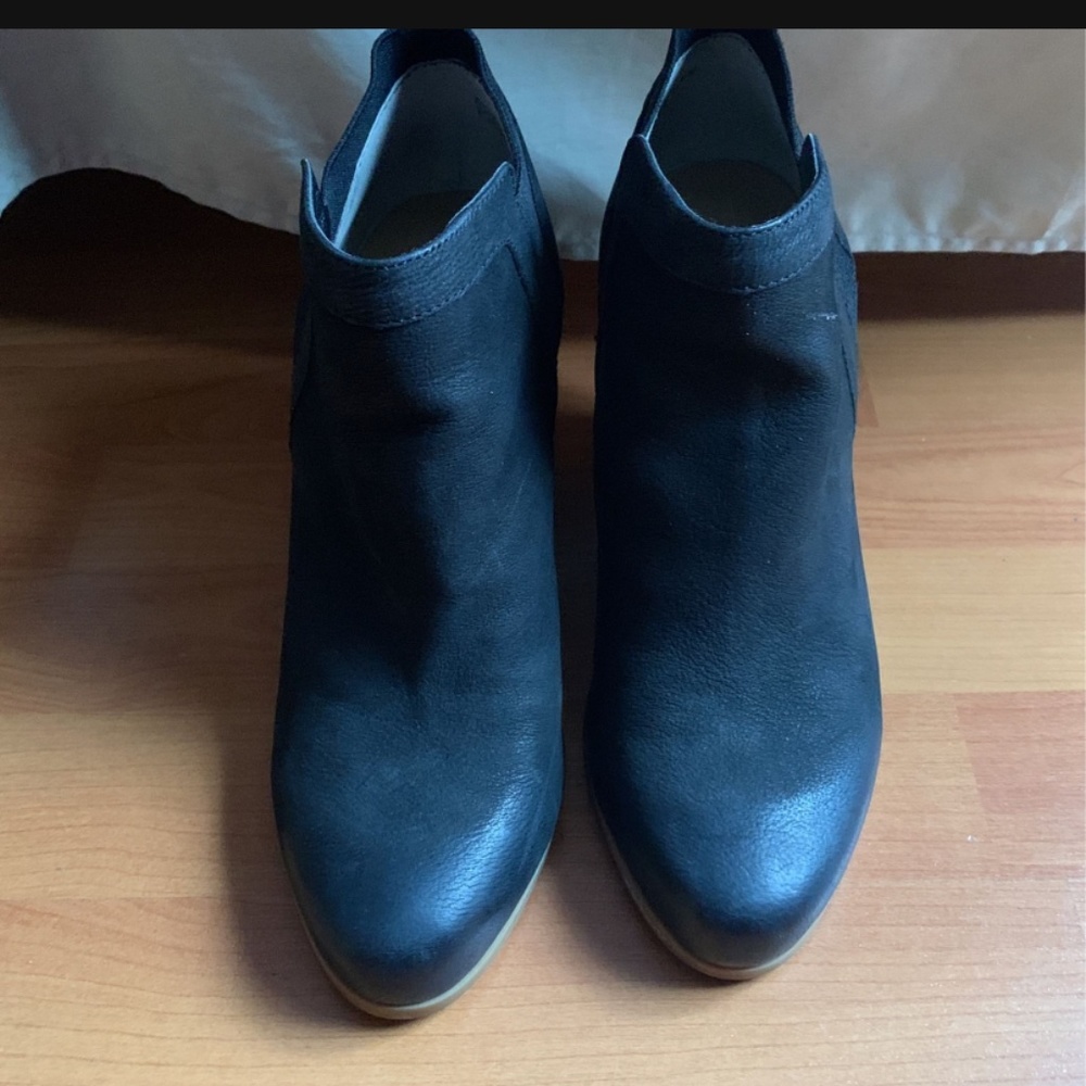 Black leather wedge boots/booties